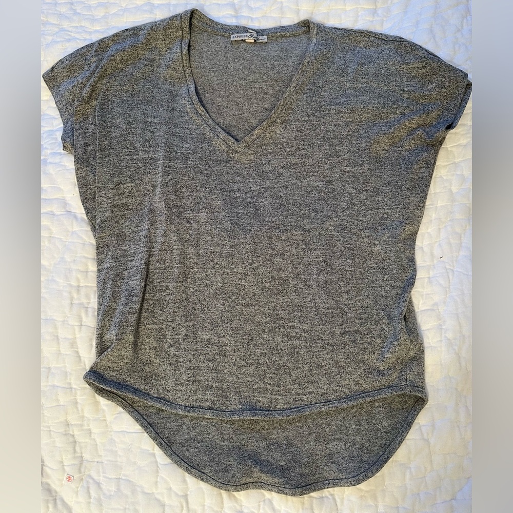 Express Heather Gray Short Sleeve T-shirt. Size small